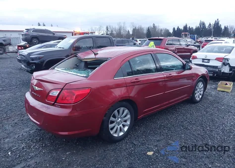 2010 Chrysler Sebring Limited z USA, uszkodzony, nr VIN 1C3CC5FD0AN190676